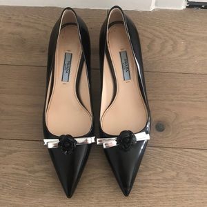 Authentic Prada pumps 37 size